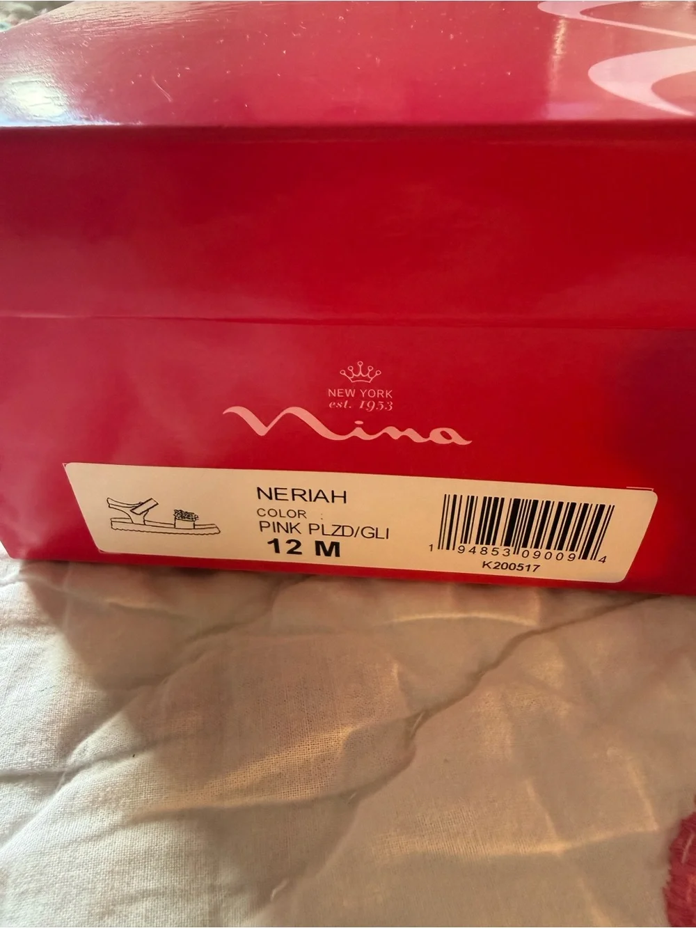 NWT Nina girls shoes size 12 white adjusting straps
